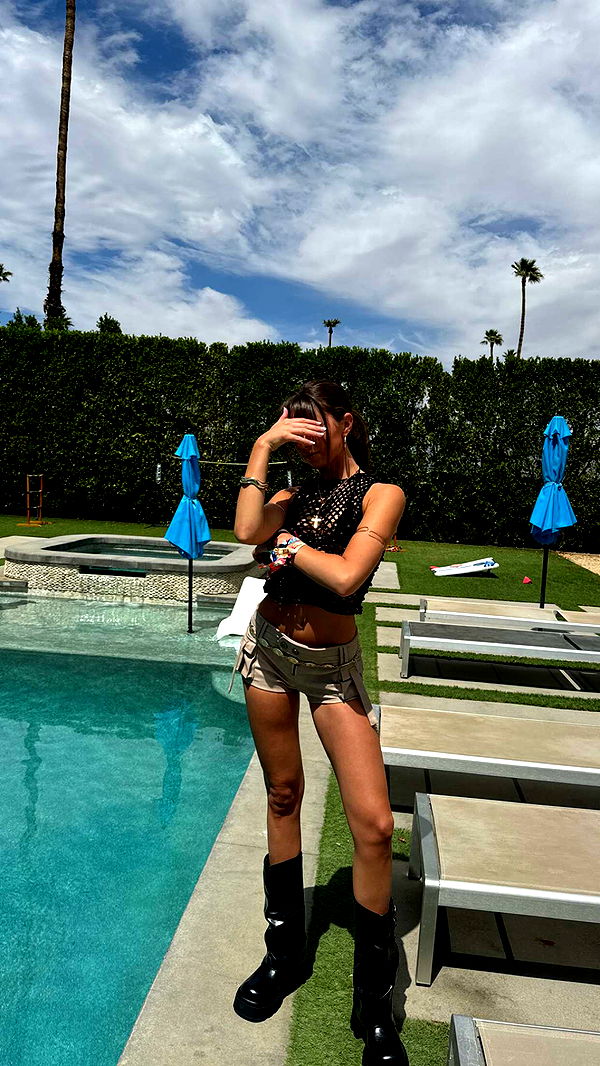 chloerosenbaum image ~ Altpins