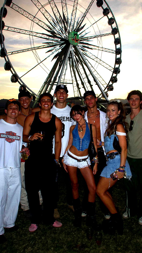 chloerosenbaum image ~ Altpins