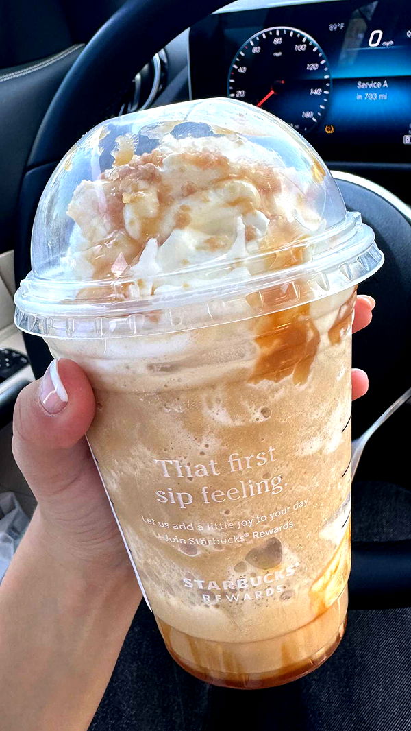 chloerosenbaum image ~ Altpins