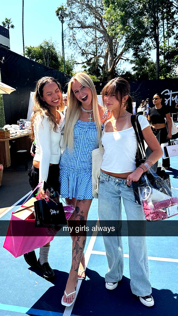 chloerosenbaum image ~ Altpins