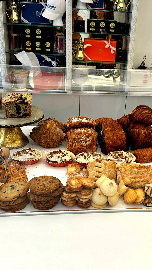 chloerosenbaum image ~ Altpins