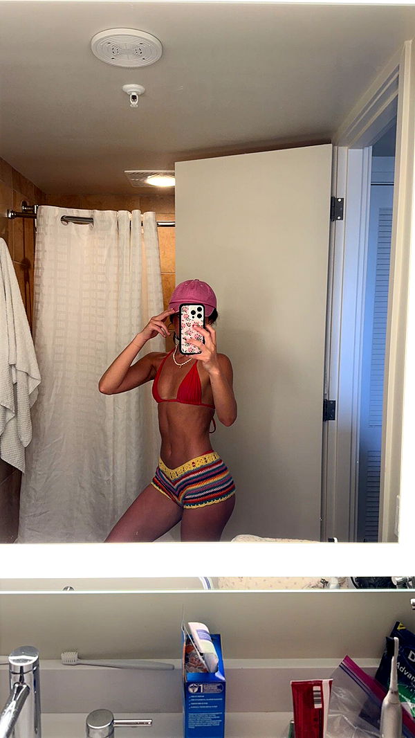 chloerosenbaum image ~ Altpins