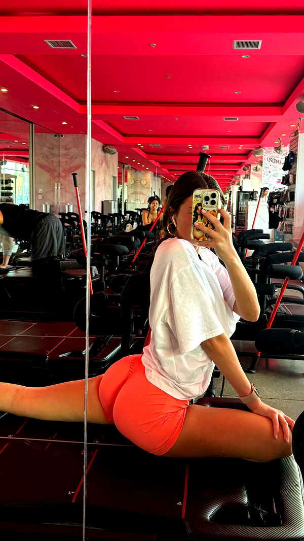 chloerosenbaum image ~ Altpins