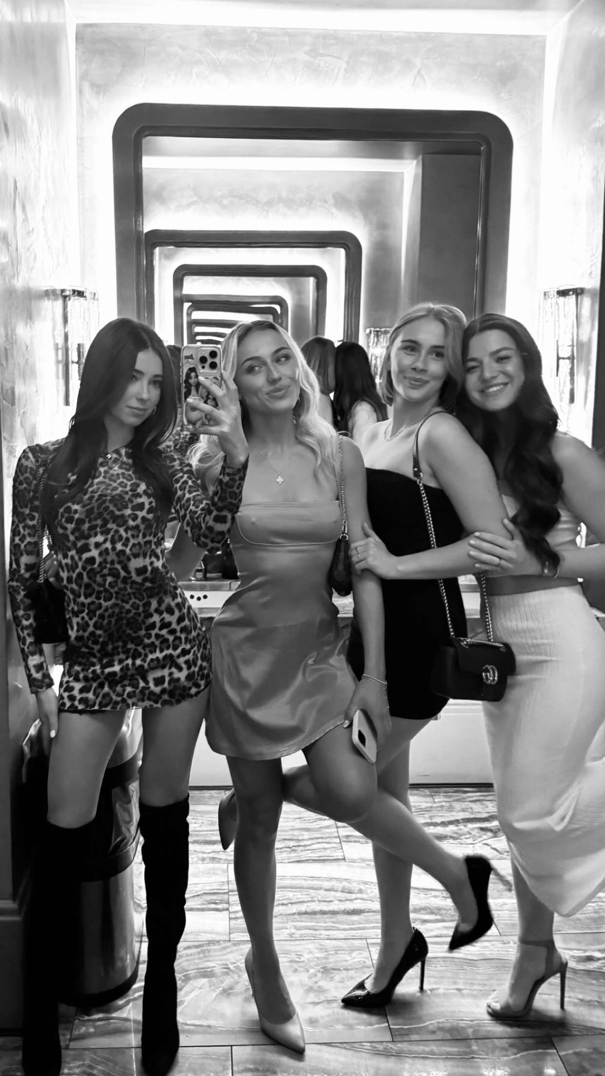 chloerosenbaum snapchat image archive image