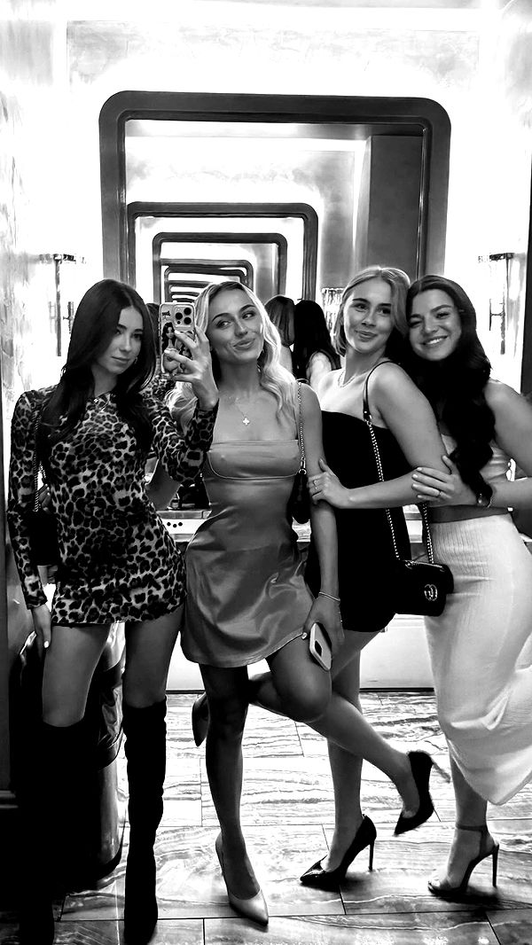 chloerosenbaum image ~ Altpins