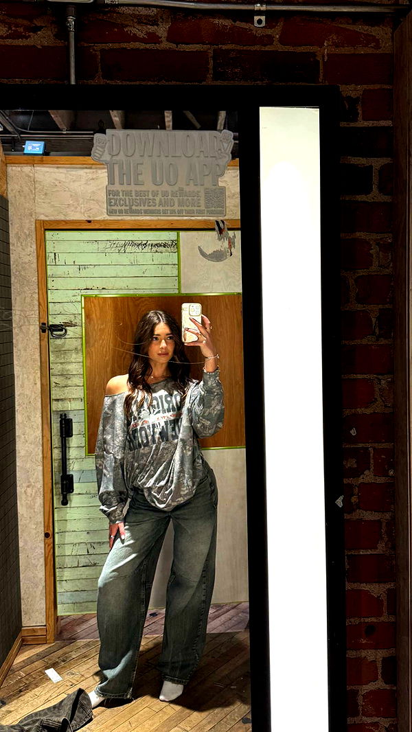 chloerosenbaum image ~ Altpins