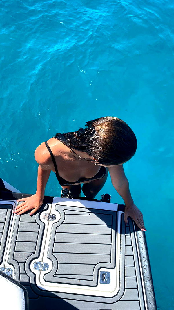 chloerosenbaum image ~ Altpins