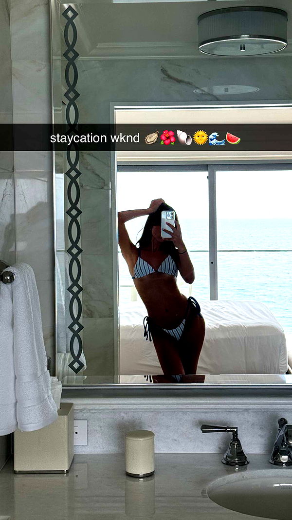 chloerosenbaum image ~ Altpins