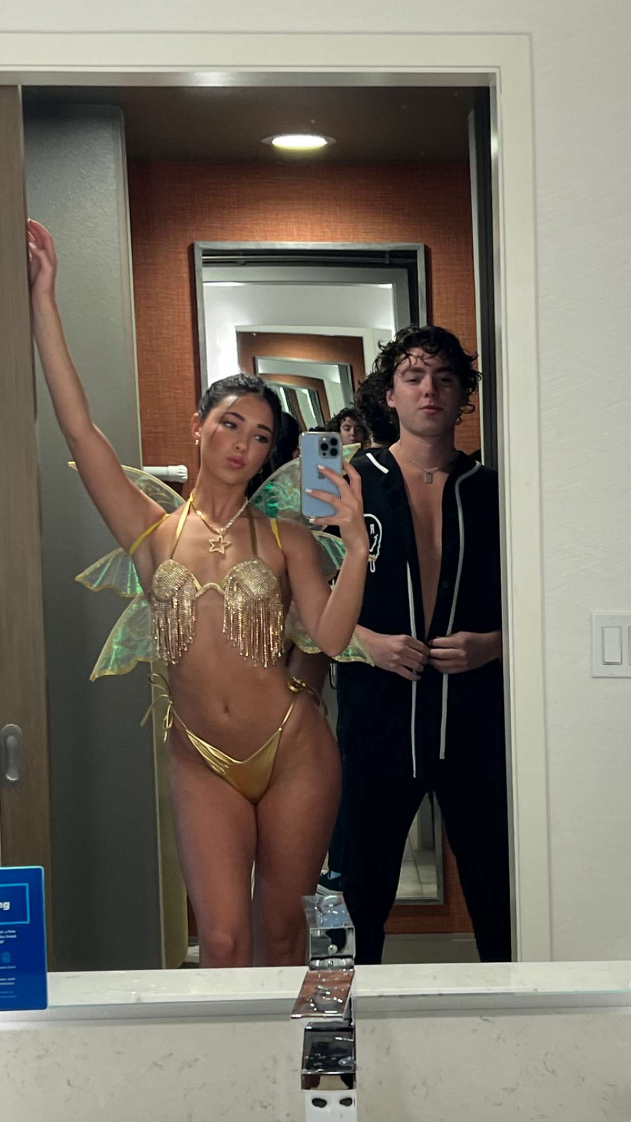 chloerosenbaum snapchat image archive image