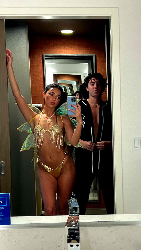 chloerosenbaum image ~ Altpins