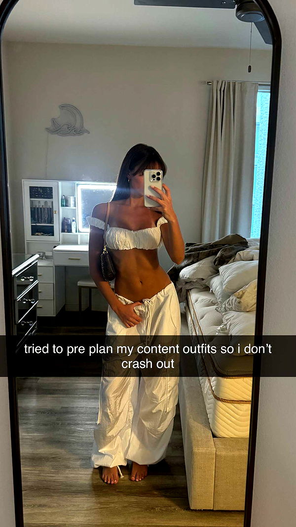 chloerosenbaum image ~ Altpins