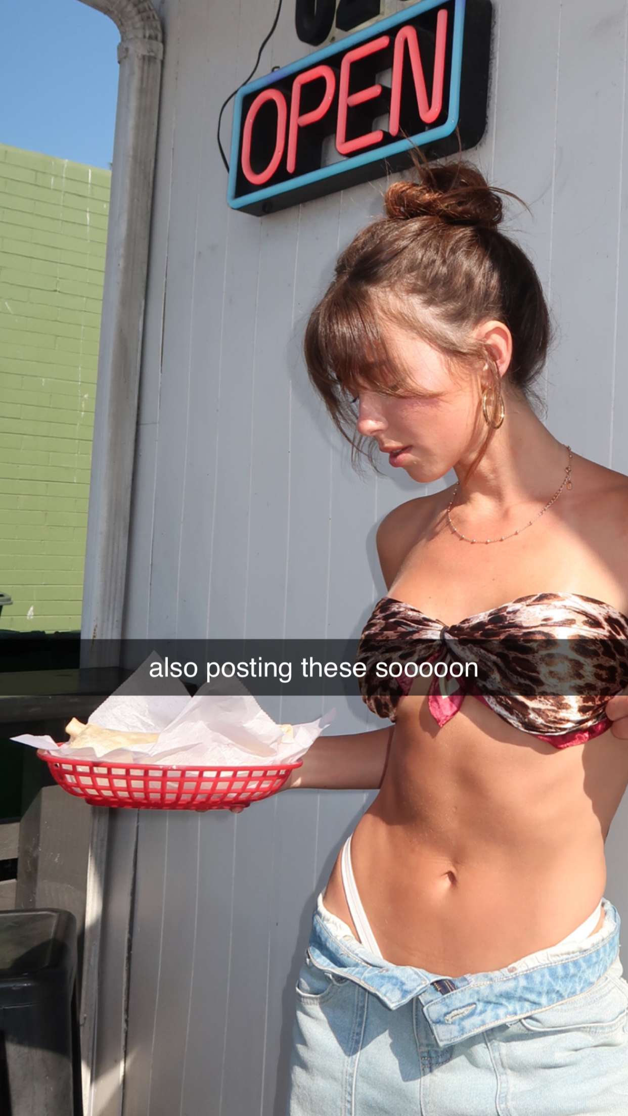 chloerosenbaum snapchat image archive image