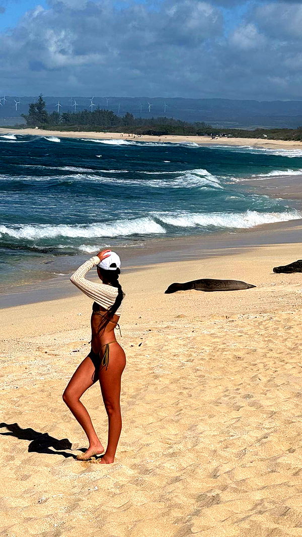 chloerosenbaum image ~ Altpins