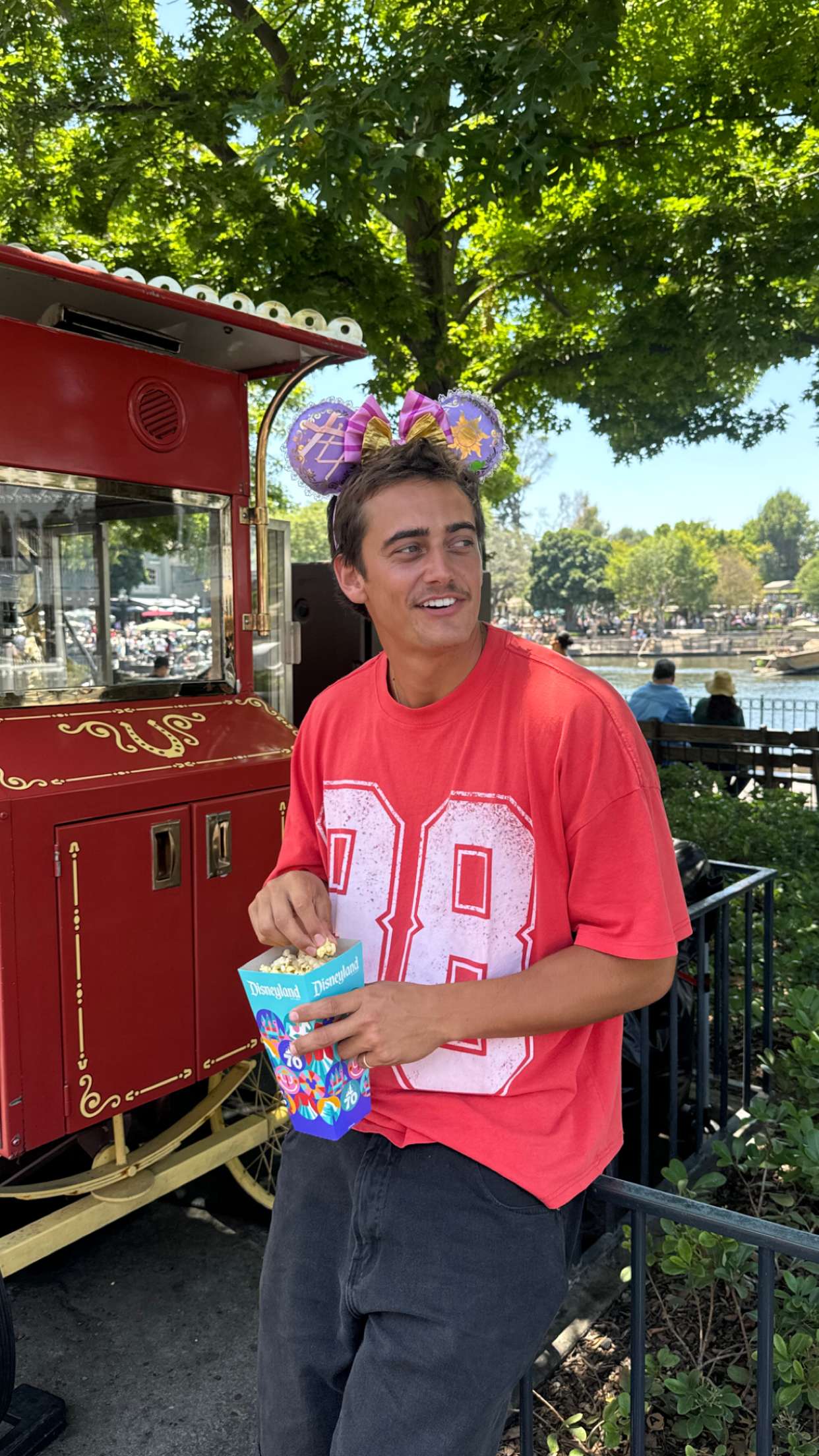 chloerosenbaum snapchat image archive image