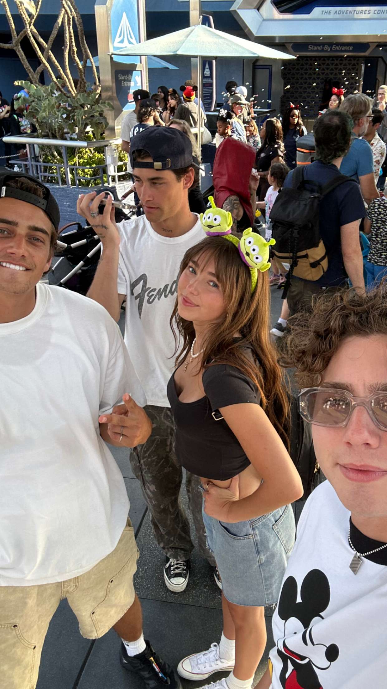 chloerosenbaum snapchat image archive image