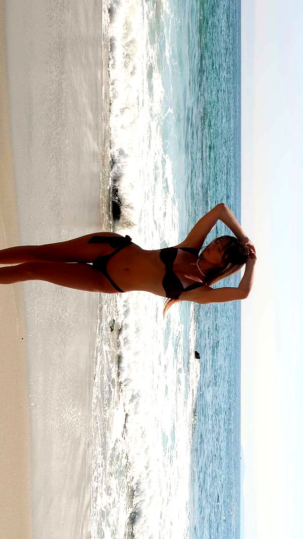 chloerosenbaum image ~ Altpins