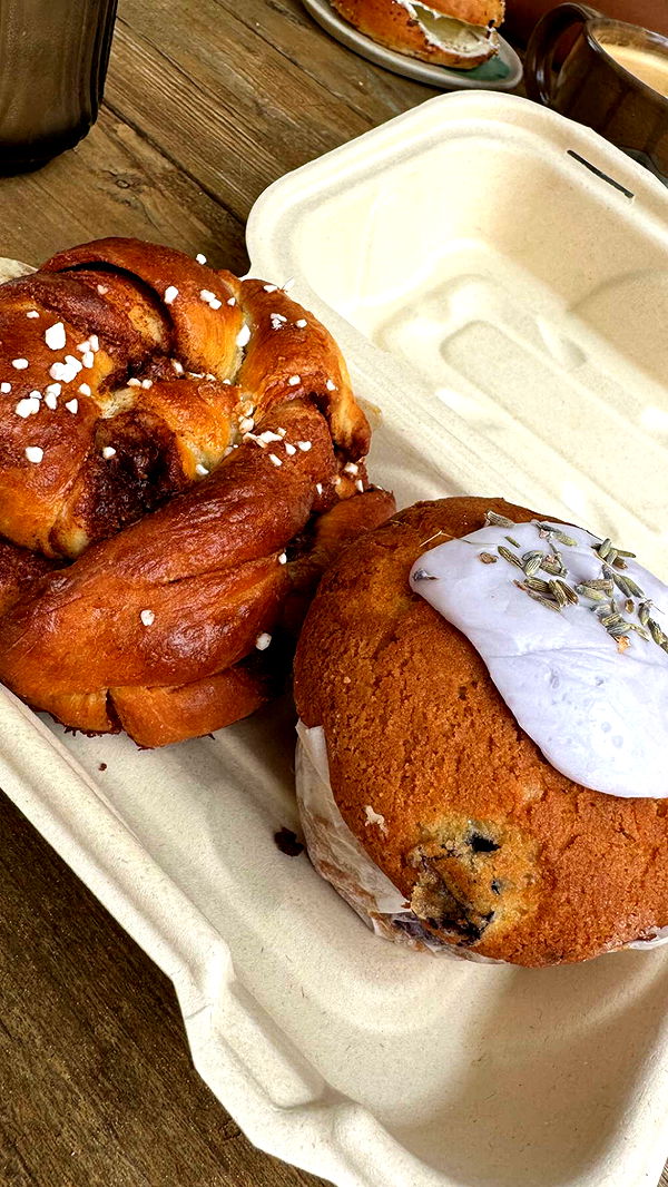 chloerosenbaum image ~ Altpins