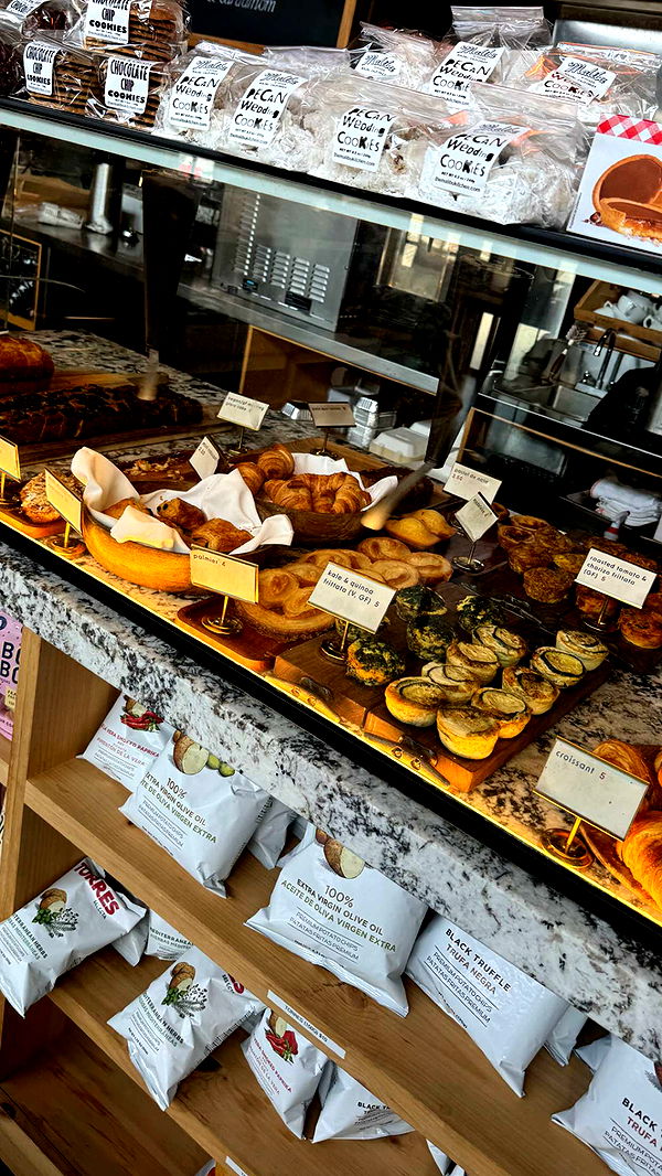 chloerosenbaum image ~ Altpins