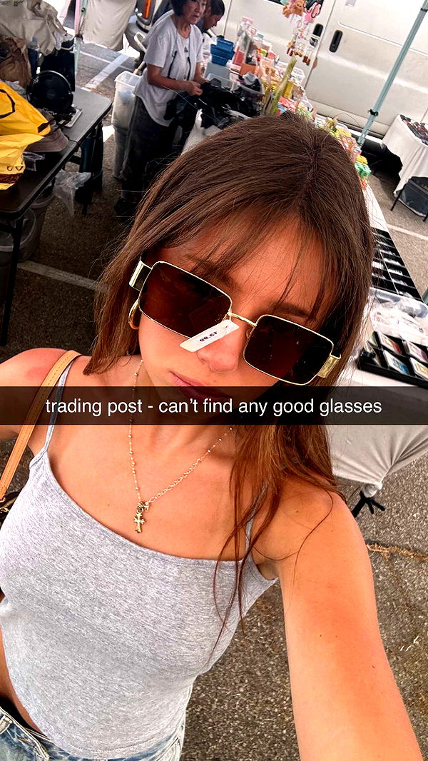 chloerosenbaum image ~ Altpins