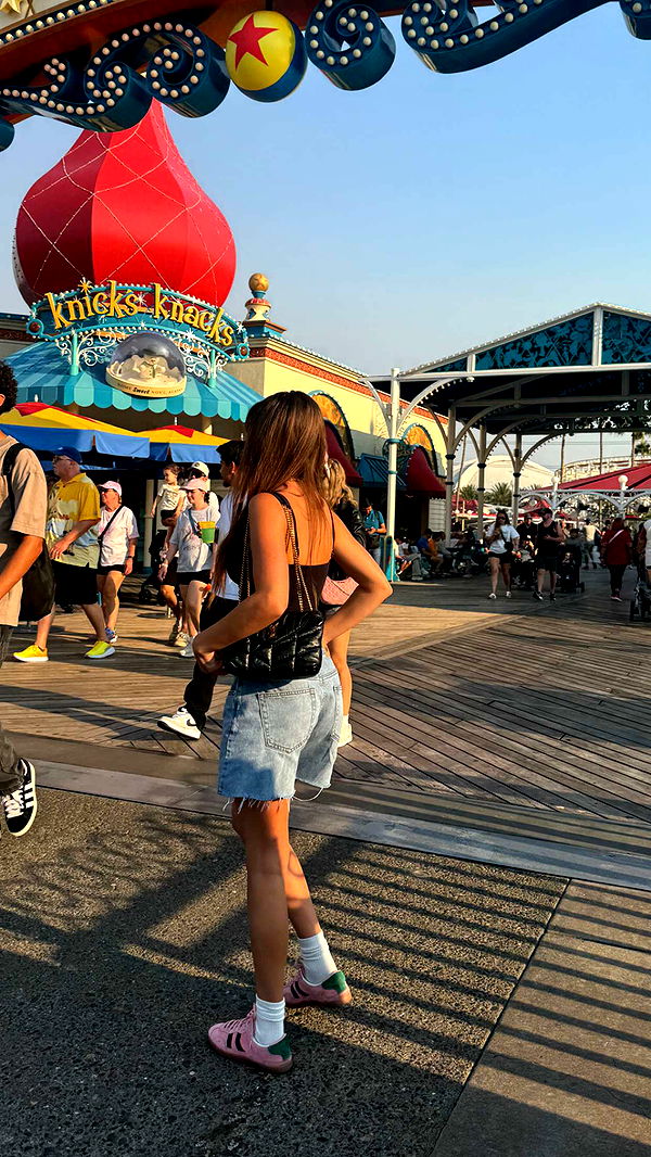 chloerosenbaum image ~ Altpins