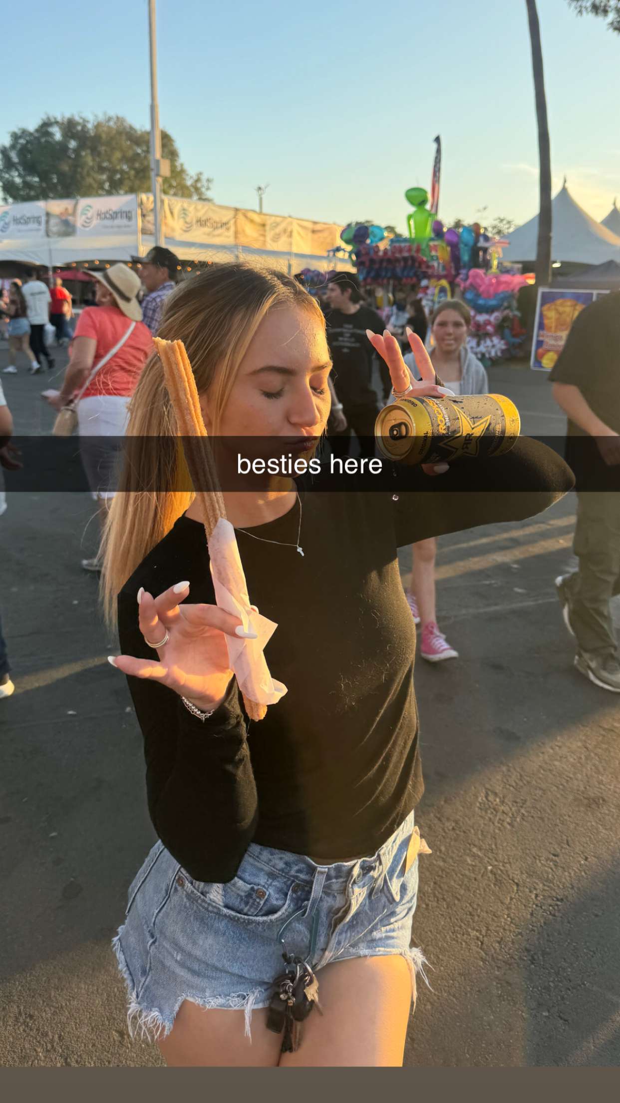 chloerosenbaum snapchat image archive image