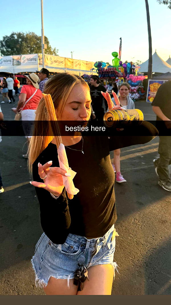 chloerosenbaum image ~ Altpins