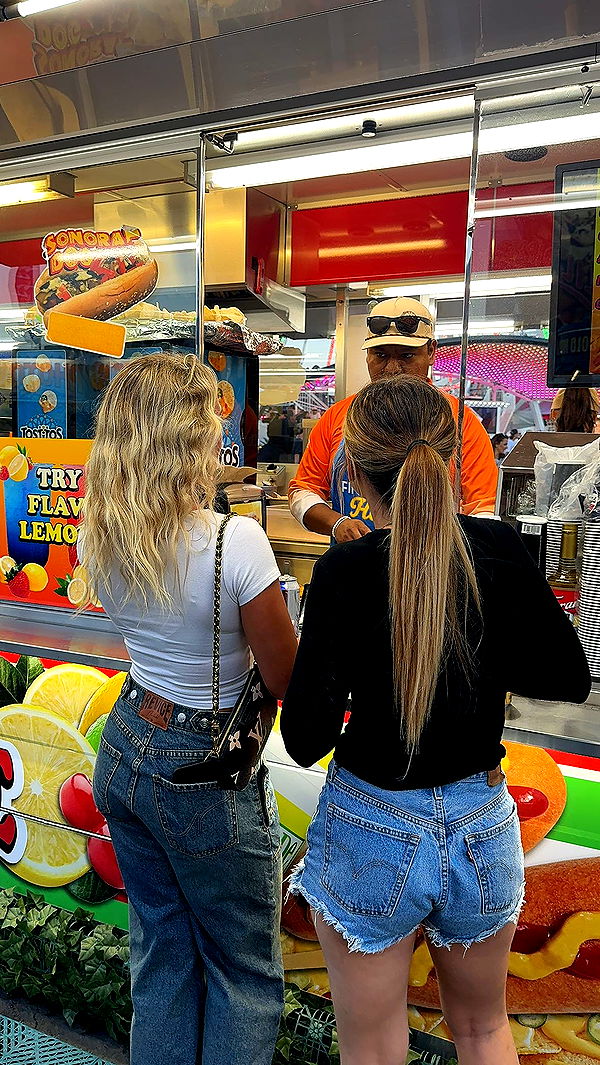 chloerosenbaum image ~ Altpins