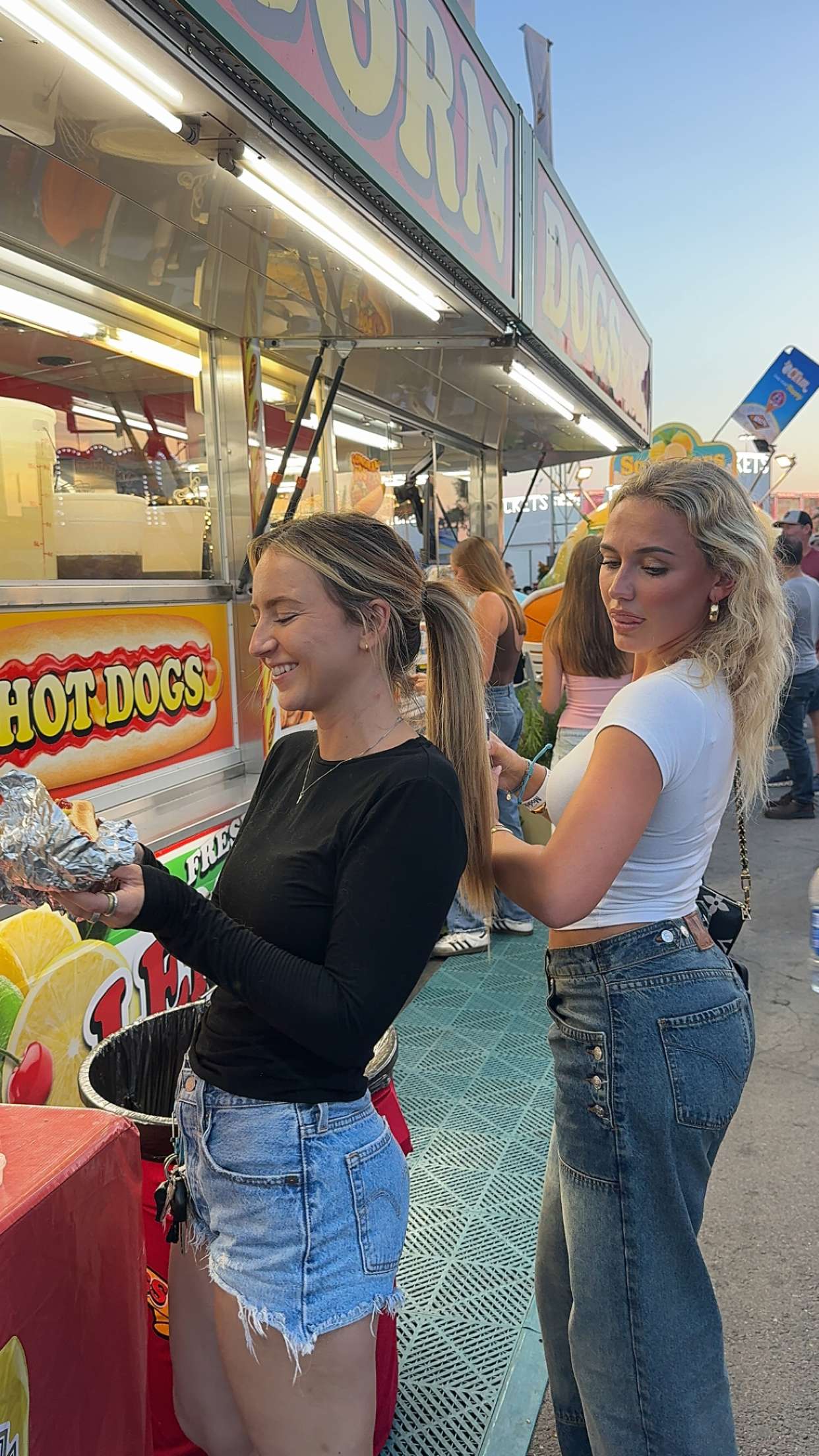 chloerosenbaum snapchat image archive image