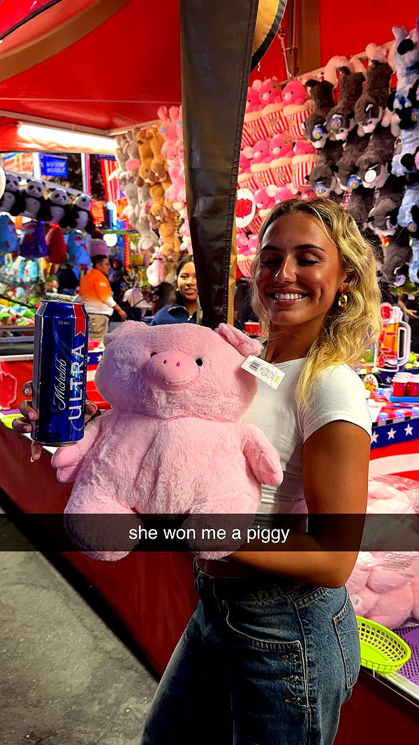 chloerosenbaum image ~ Altpins