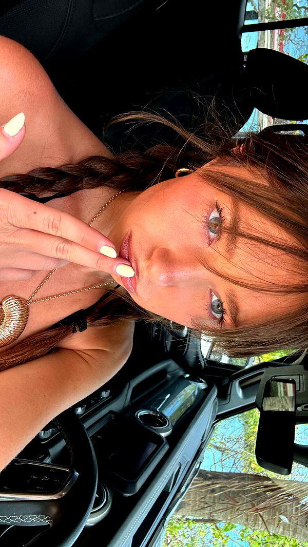 chloerosenbaum image ~ Altpins