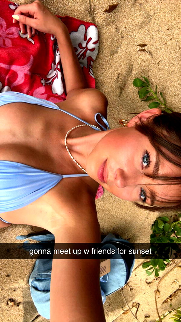 chloerosenbaum image ~ Altpins