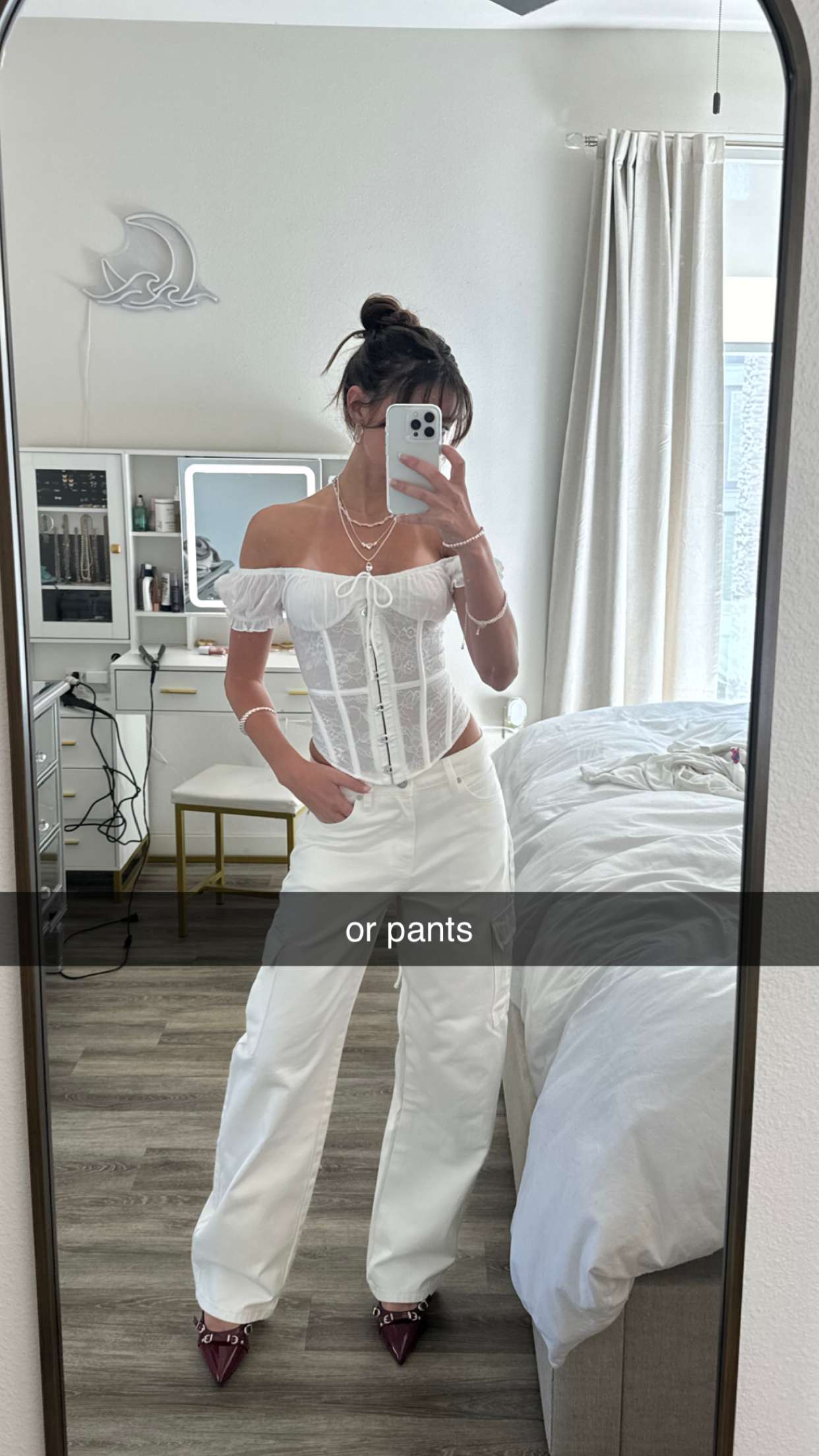 chloerosenbaum snapchat image archive image