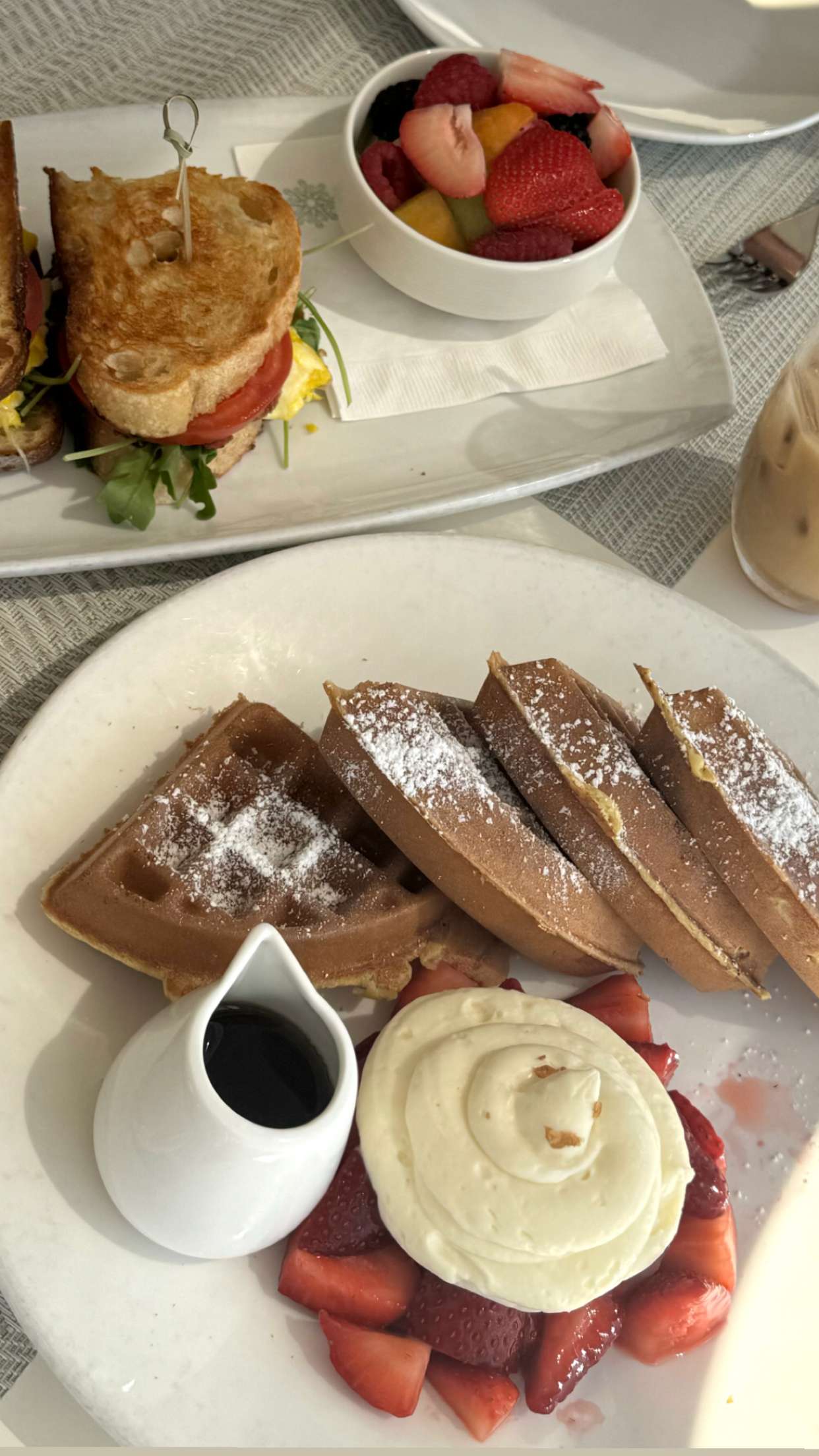 chloerosenbaum snapchat image archive image