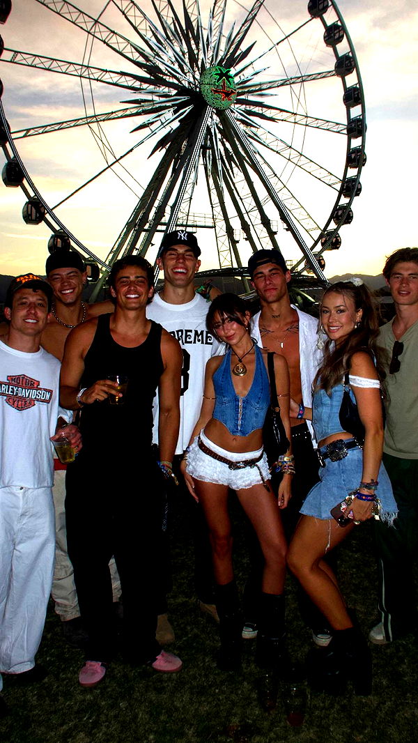 chloerosenbaum image ~ Altpins