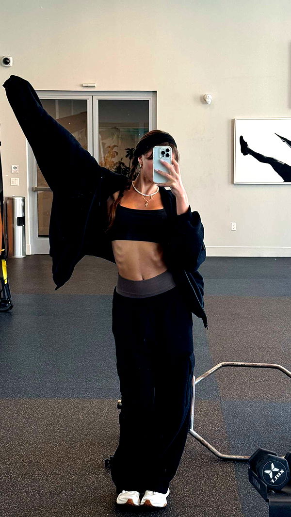 chloerosenbaum image ~ Altpins