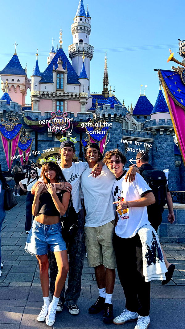 chloerosenbaum image ~ Altpins