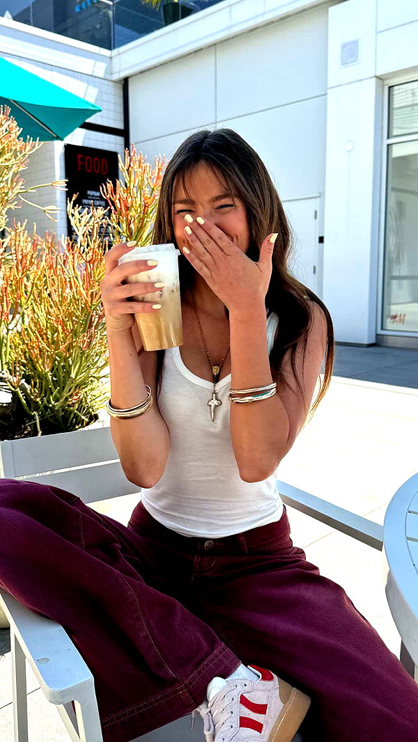 chloerosenbaum image ~ Altpins