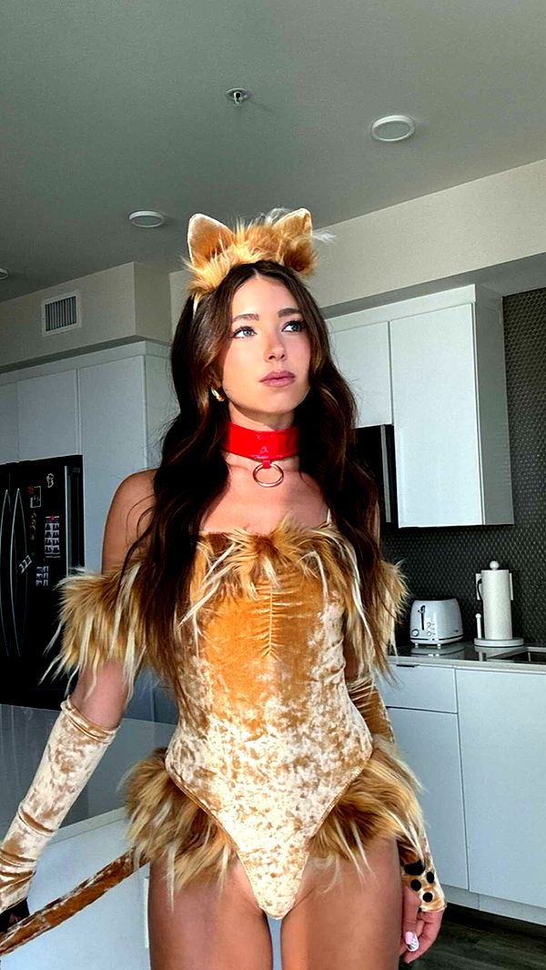 chloerosenbaum image ~ Altpins