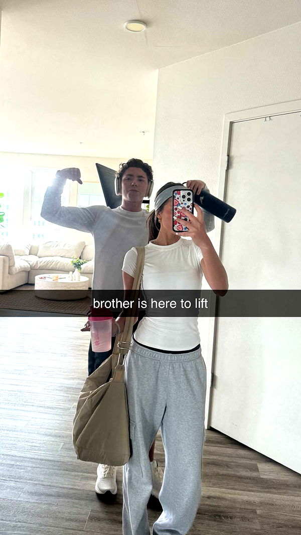 chloerosenbaum image ~ Altpins