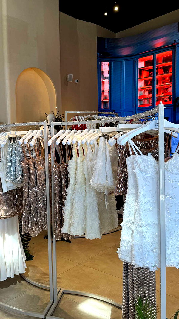 chloerosenbaum image ~ Altpins