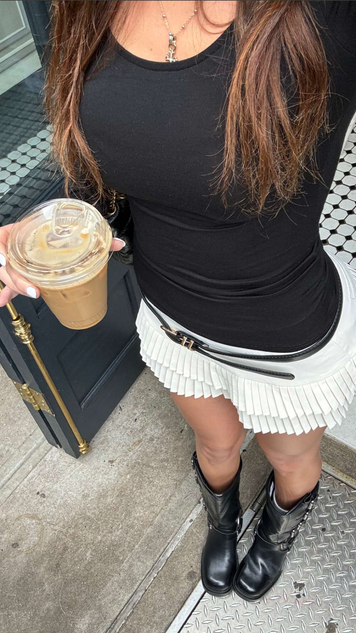 chloerosenbaum snapchat image archive image