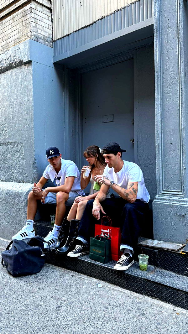 chloerosenbaum image ~ Altpins