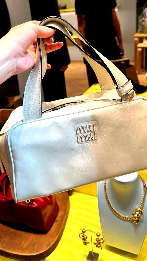 chloerosenbaum image ~ Altpins