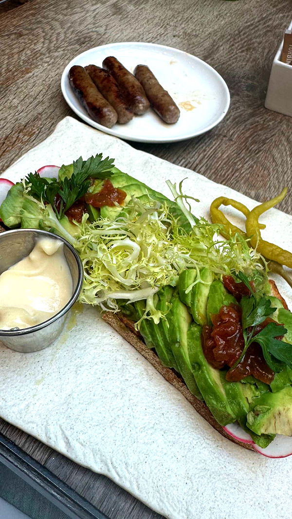 chloerosenbaum image ~ Altpins