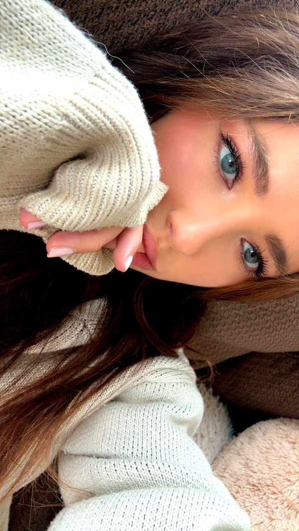 chloerosenbaum image ~ Altpins