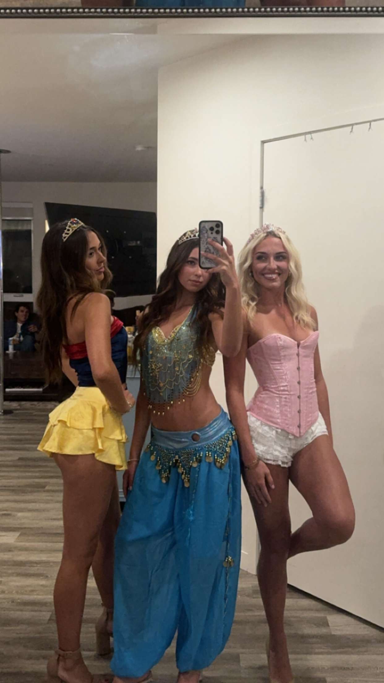 chloerosenbaum snapchat image archive image