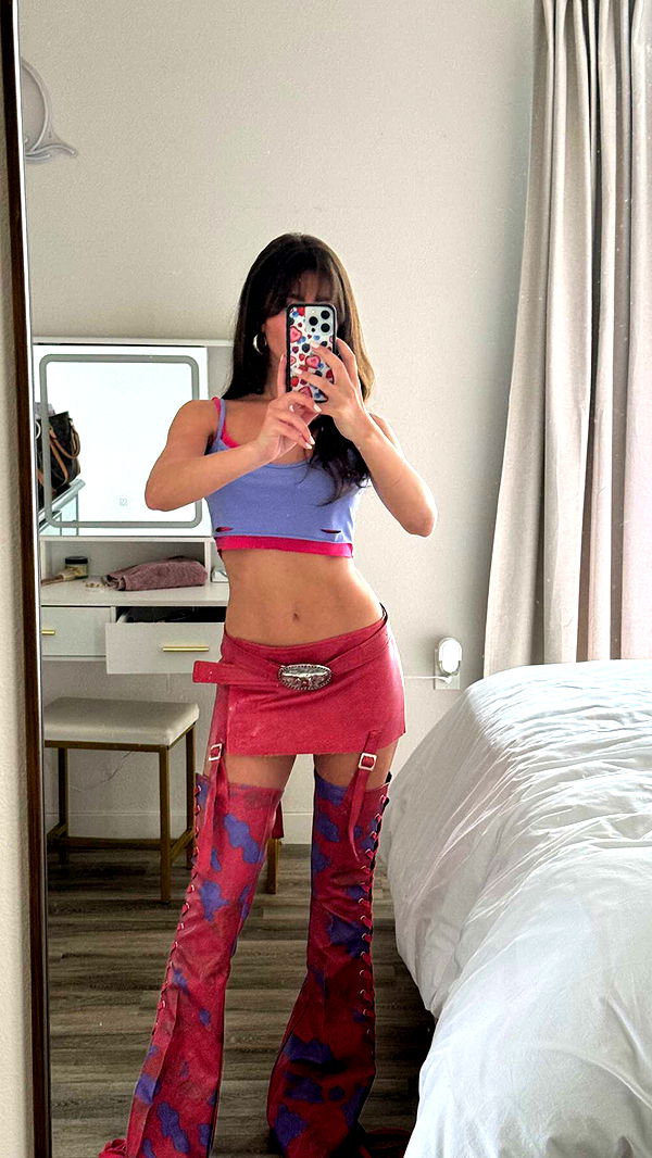 chloerosenbaum image ~ Altpins