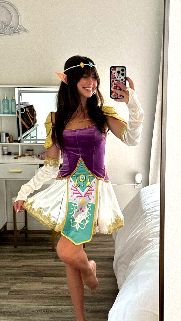 chloerosenbaum image ~ Altpins