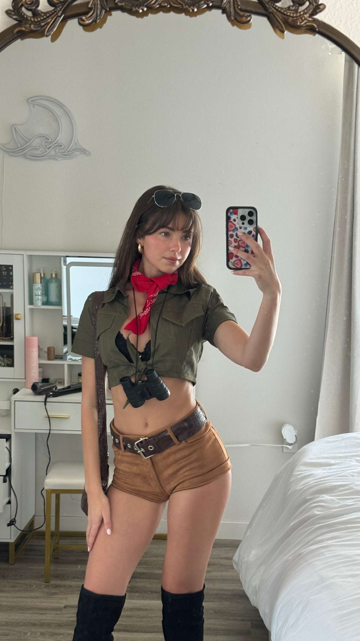 chloerosenbaum snapchat image archive image