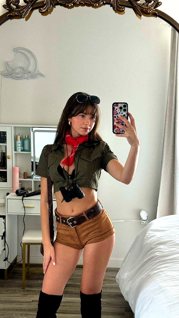 chloerosenbaum image ~ Altpins